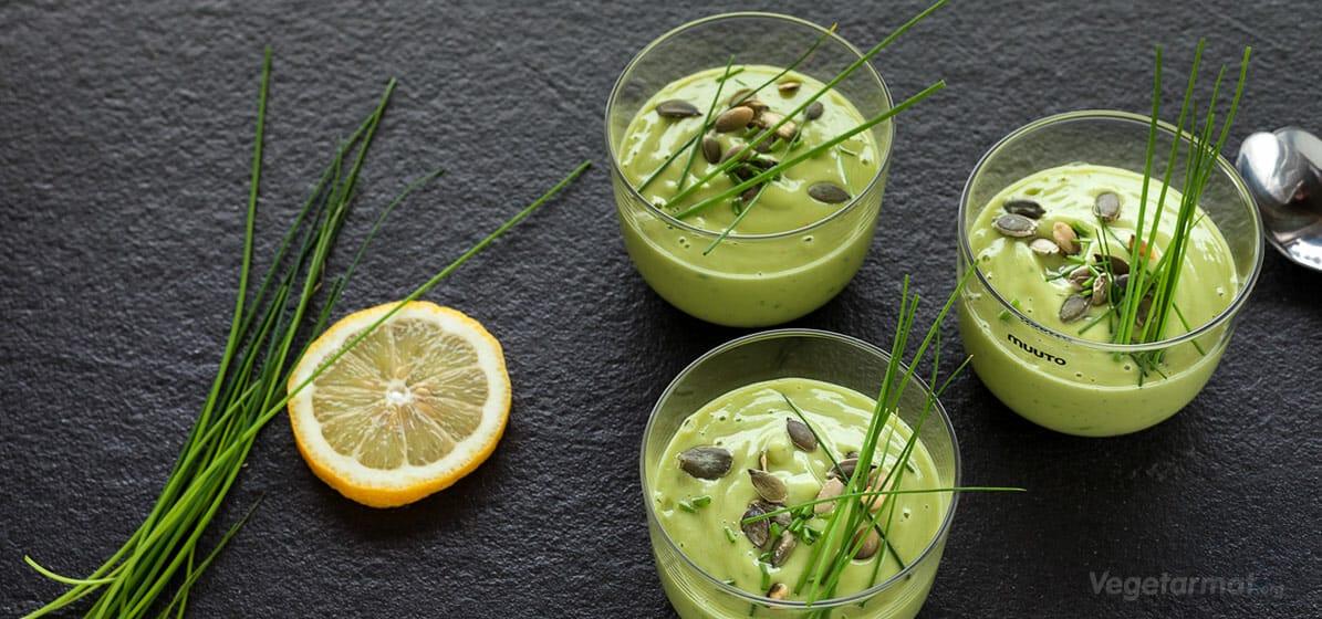 Avocadosuppe – Oppskrift fra Vegetarmat.org